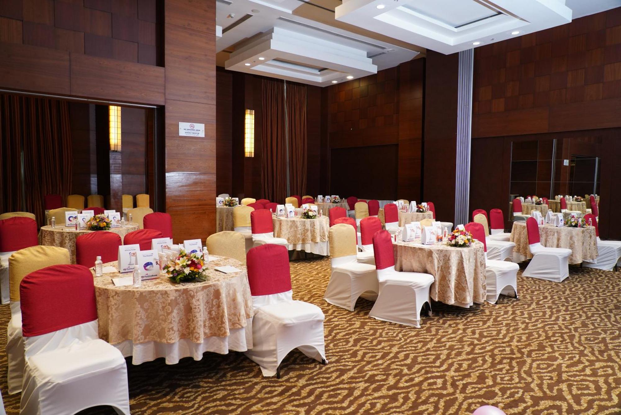 Fortune Select Jp Cosmos, Bengaluru - Member Itc Hotels' Group מראה חיצוני תמונה